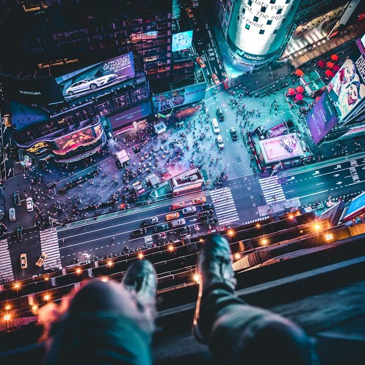 Parents evaluating schools in Italy