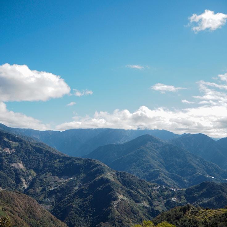 Outdoor terrace seating suitable for families in Rome